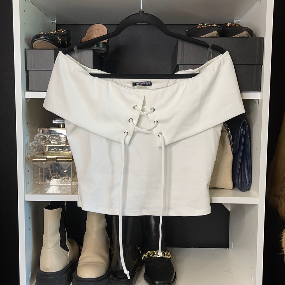 White Off the shoulder shirt